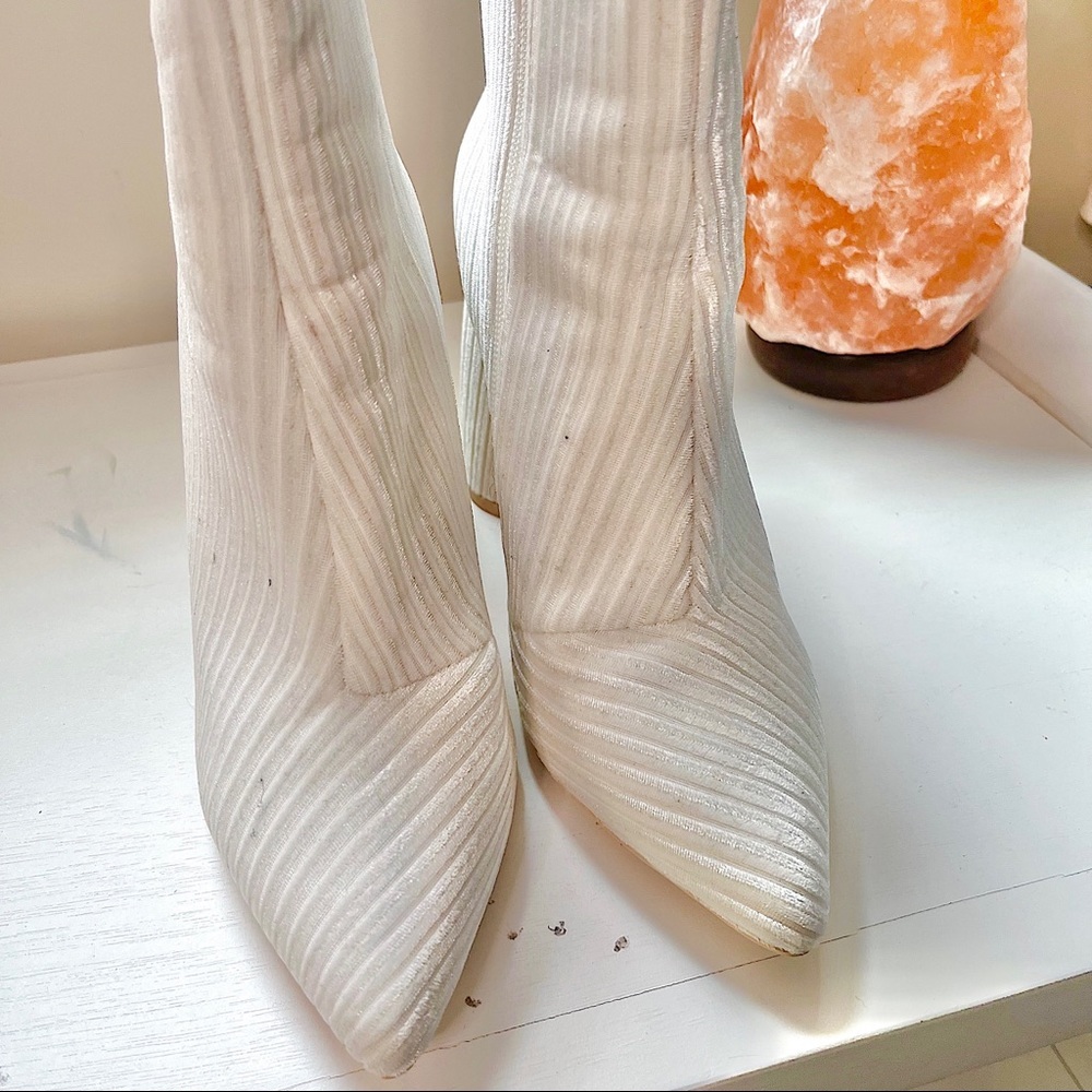✧･ﾟnwot cape robbin boots - Picture 6 of 9